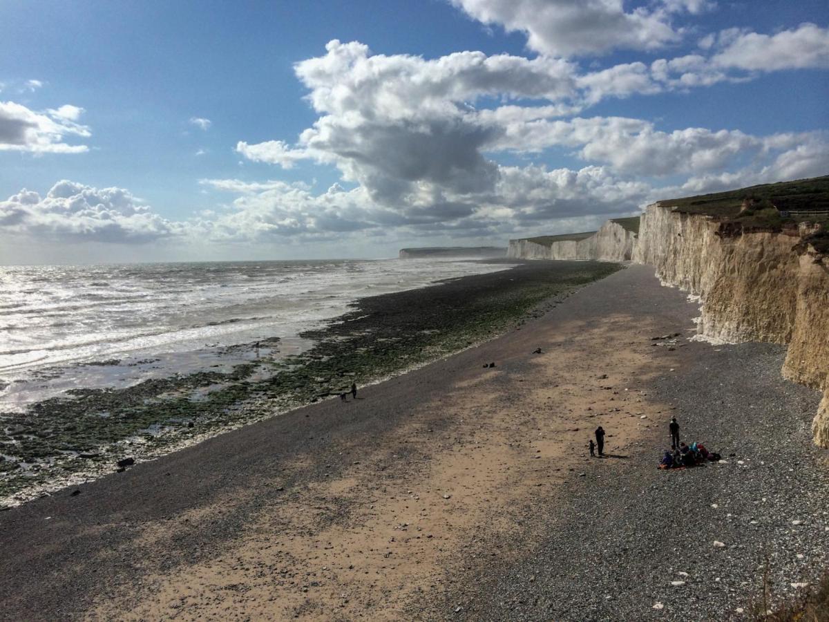 Saffrons Apartment Eastbourne Ngoại thất bức ảnh