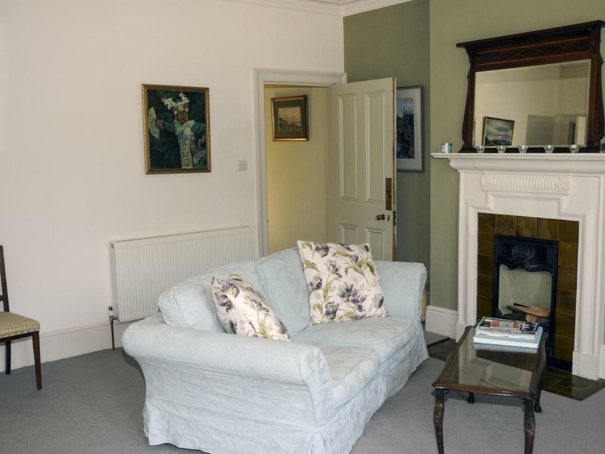 Saffrons Apartment Eastbourne Ngoại thất bức ảnh
