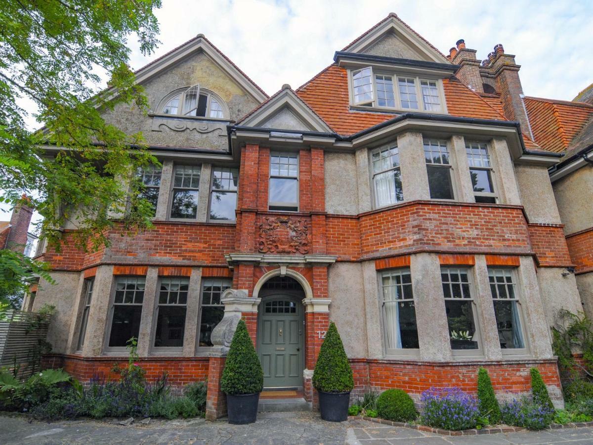 Saffrons Apartment Eastbourne Ngoại thất bức ảnh